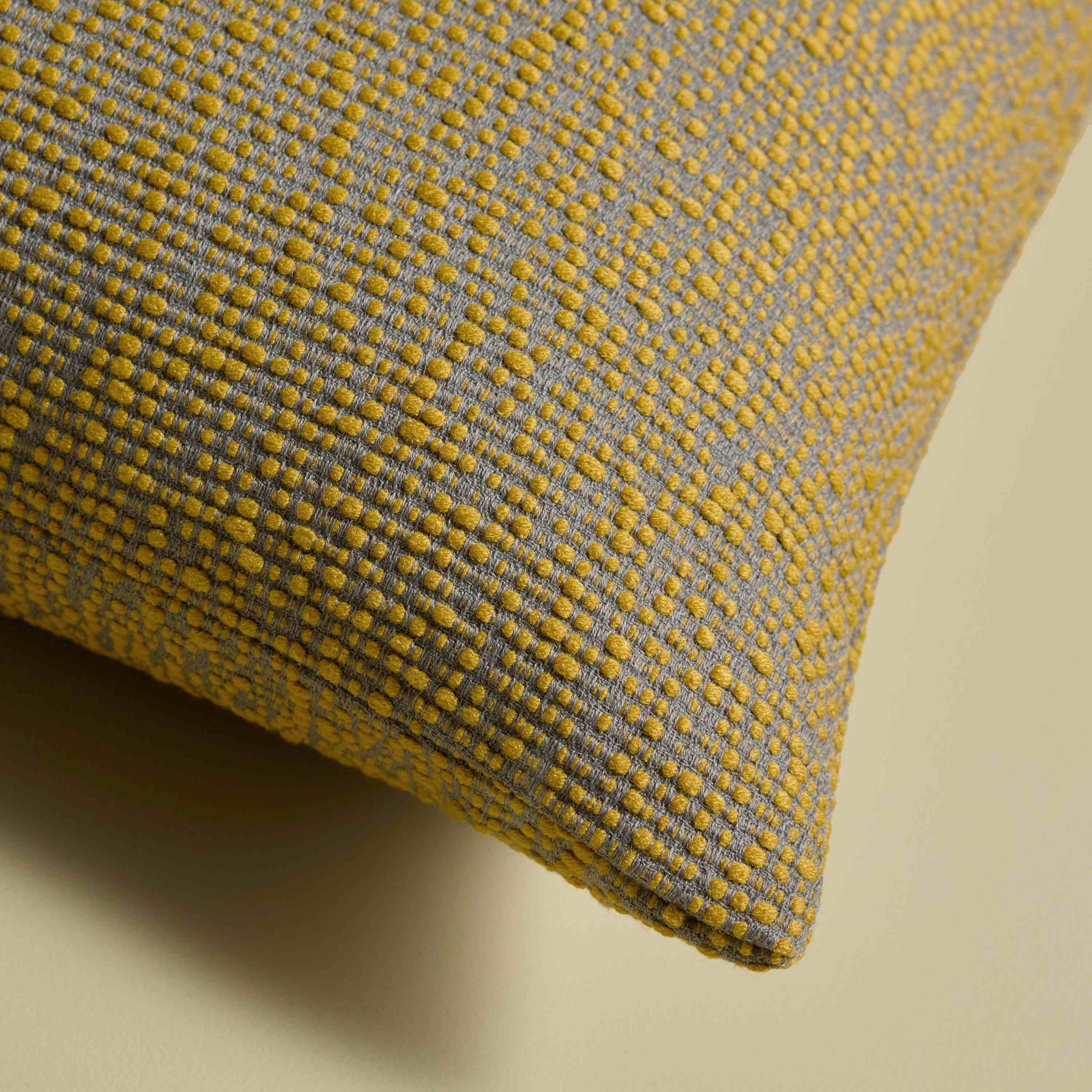Aurum Pillow